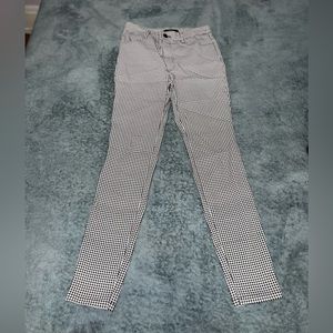 FOREVER 21 black & white printed pants